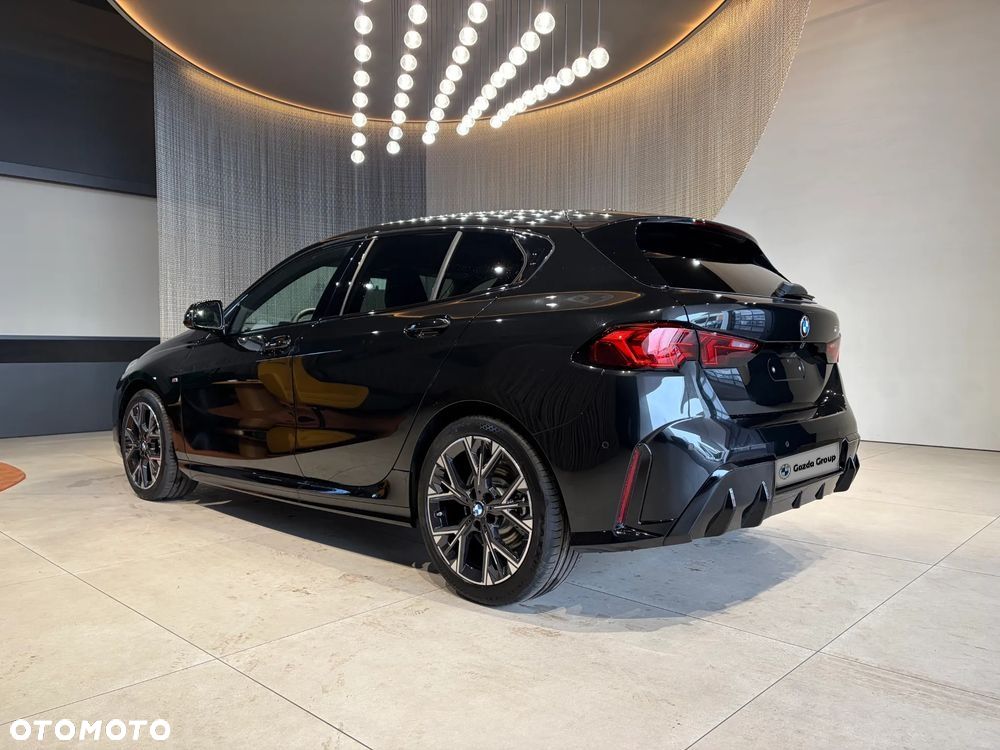 BMW Seria 1 120 mHEV - 7