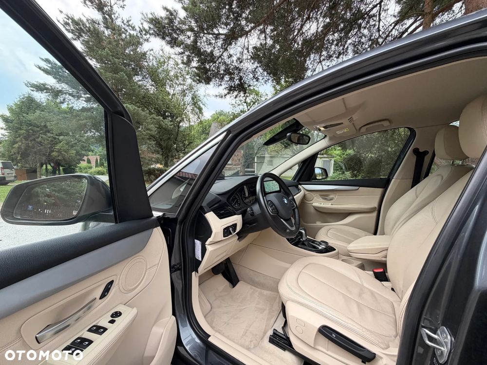 BMW Seria 2 218d Sport-Aut Luxury Line - 14