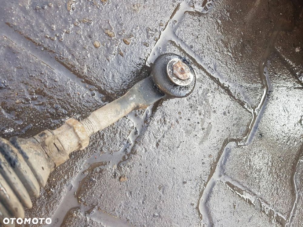 AUDI A4 B7 04-07r MAGLOWNICA PRZEKŁADNIA EUROPA 8E1422105C - 5