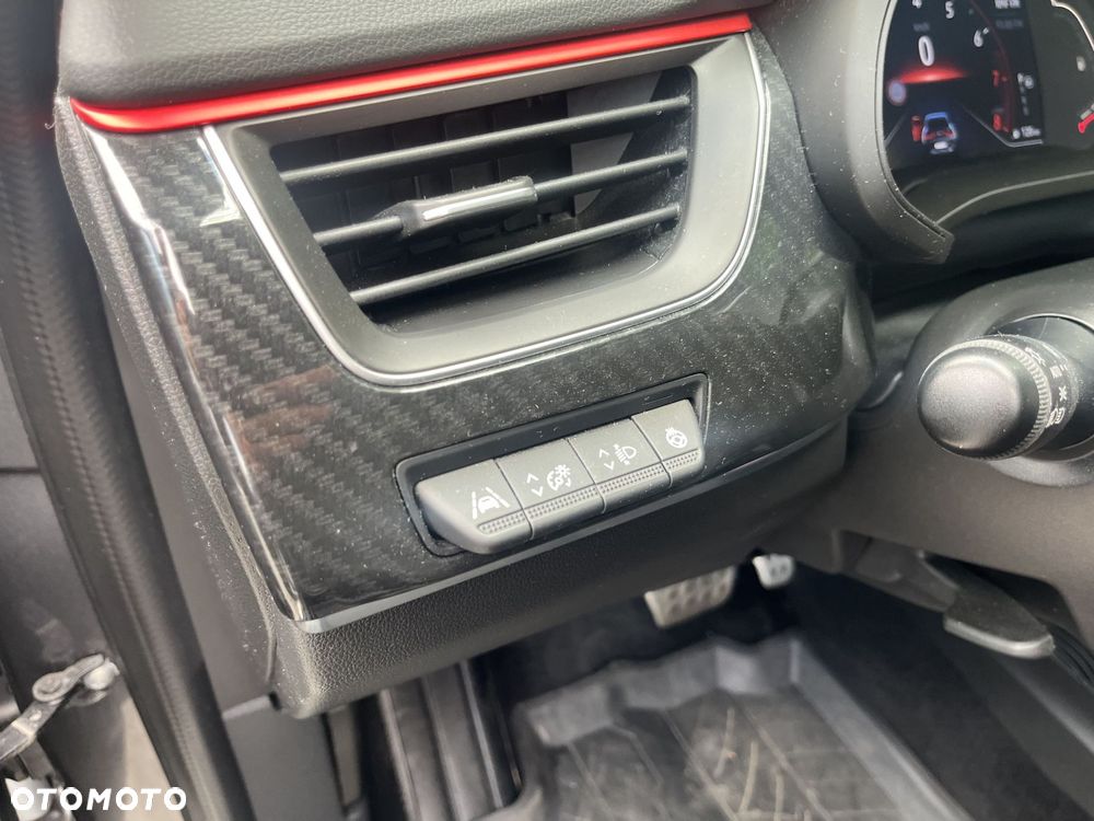 Renault Arkana 1.3 TCe mHEV R.S Line EDC - 22