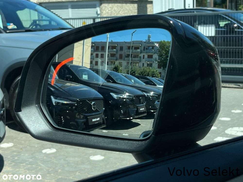 Volvo XC 40 - 32