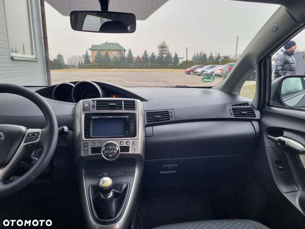 Toyota Verso 1.6 5-Sitzer Comfort - 23