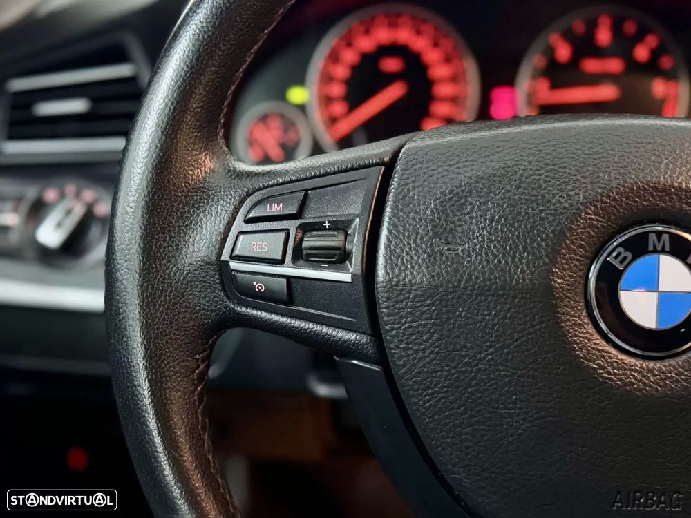 BMW 520 d Pack M Auto - 35