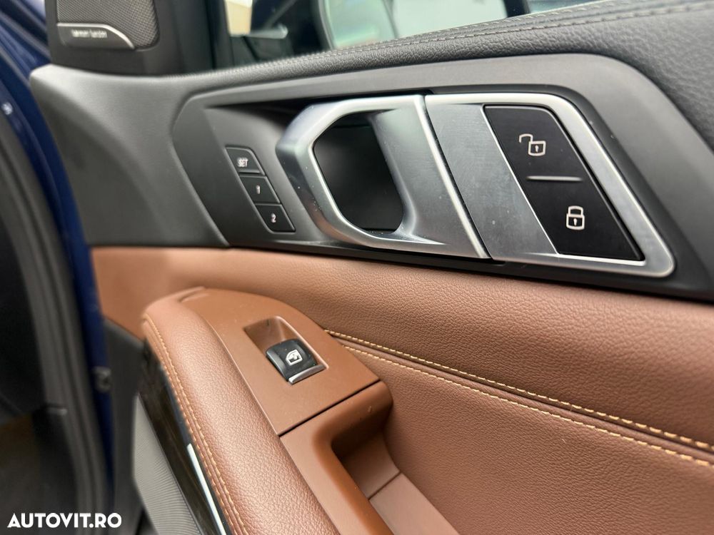 BMW X5 2020 — imagine 33