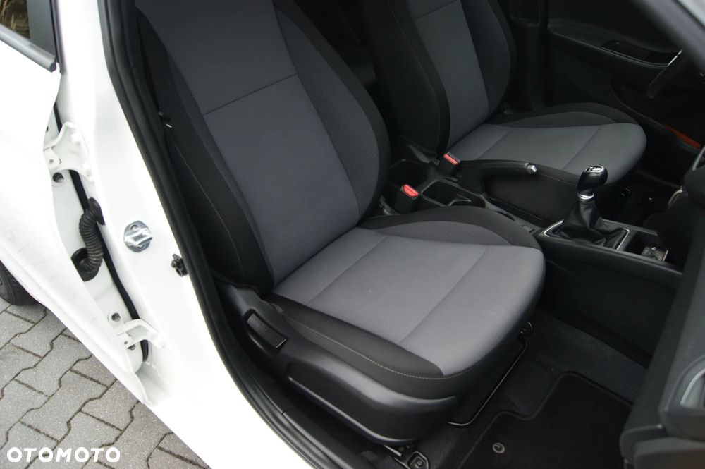 Hyundai i20 1.2 Passion - 23