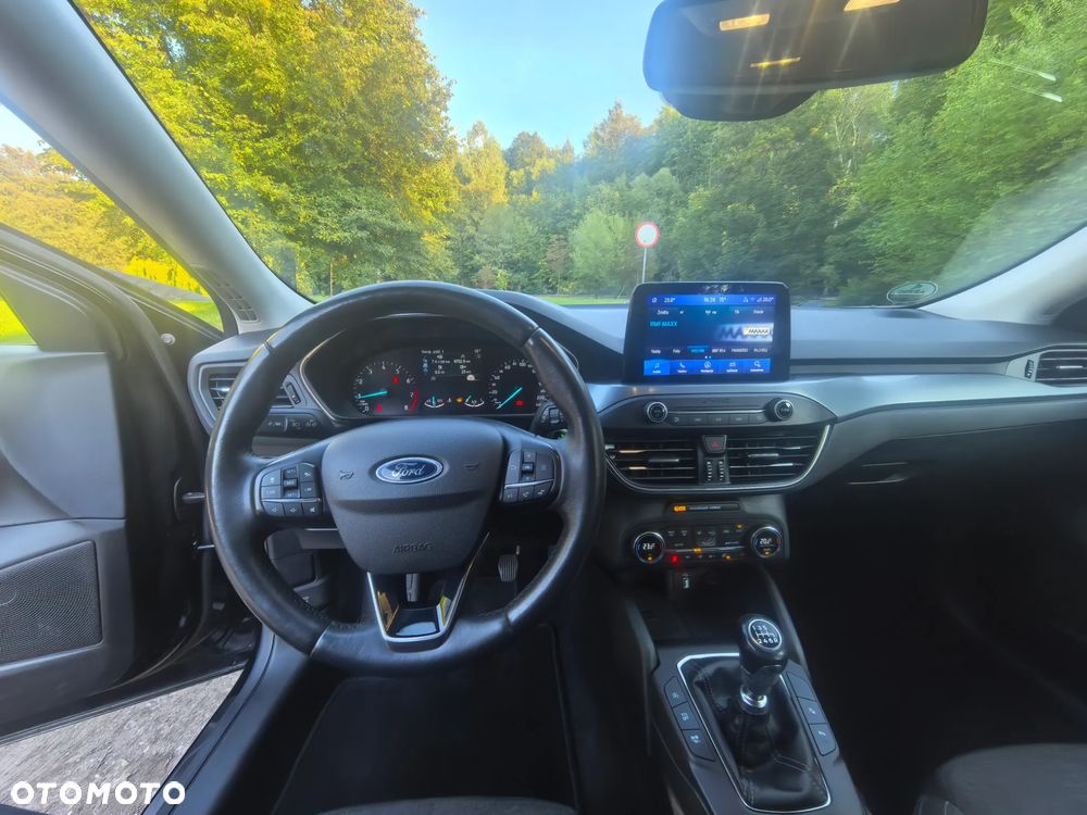 Ford Focus 1.0 EcoBoost STart-Stopp-System ACTIVE - 25