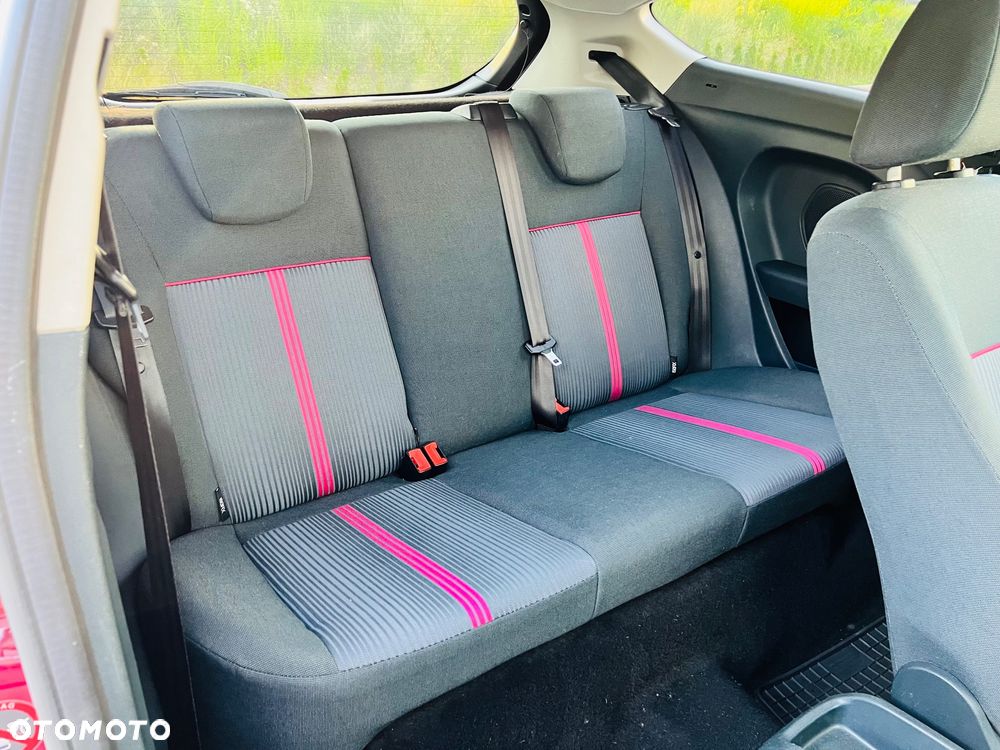 Ford Fiesta 1.25 Viva - 29