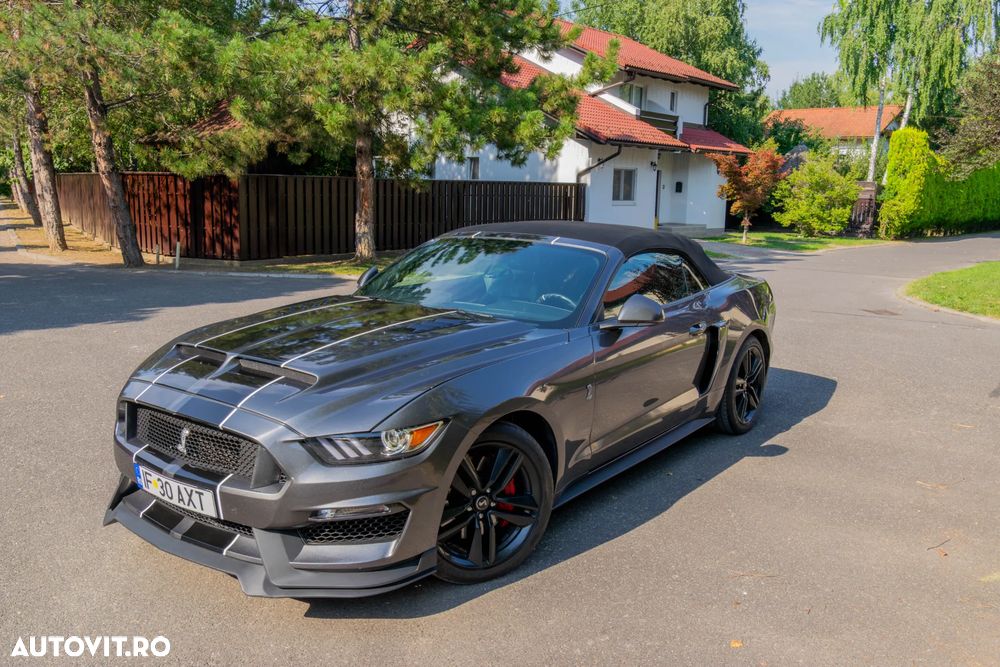 Ford Mustang - 6