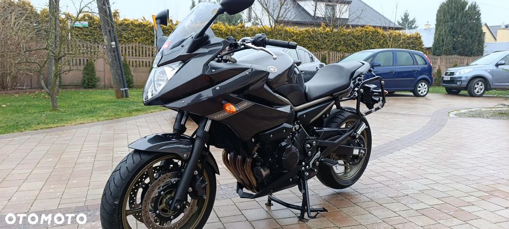 Yamaha XJ - 4