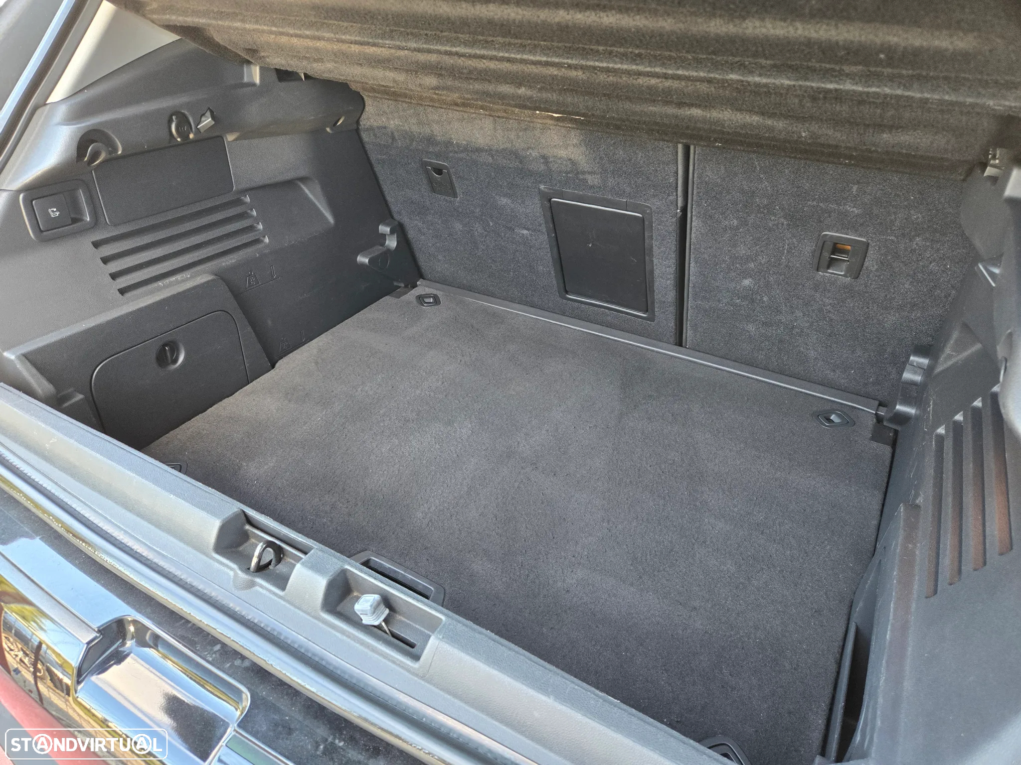 Peugeot 3008 1.6 BlueHDi Style EAT6 - 12