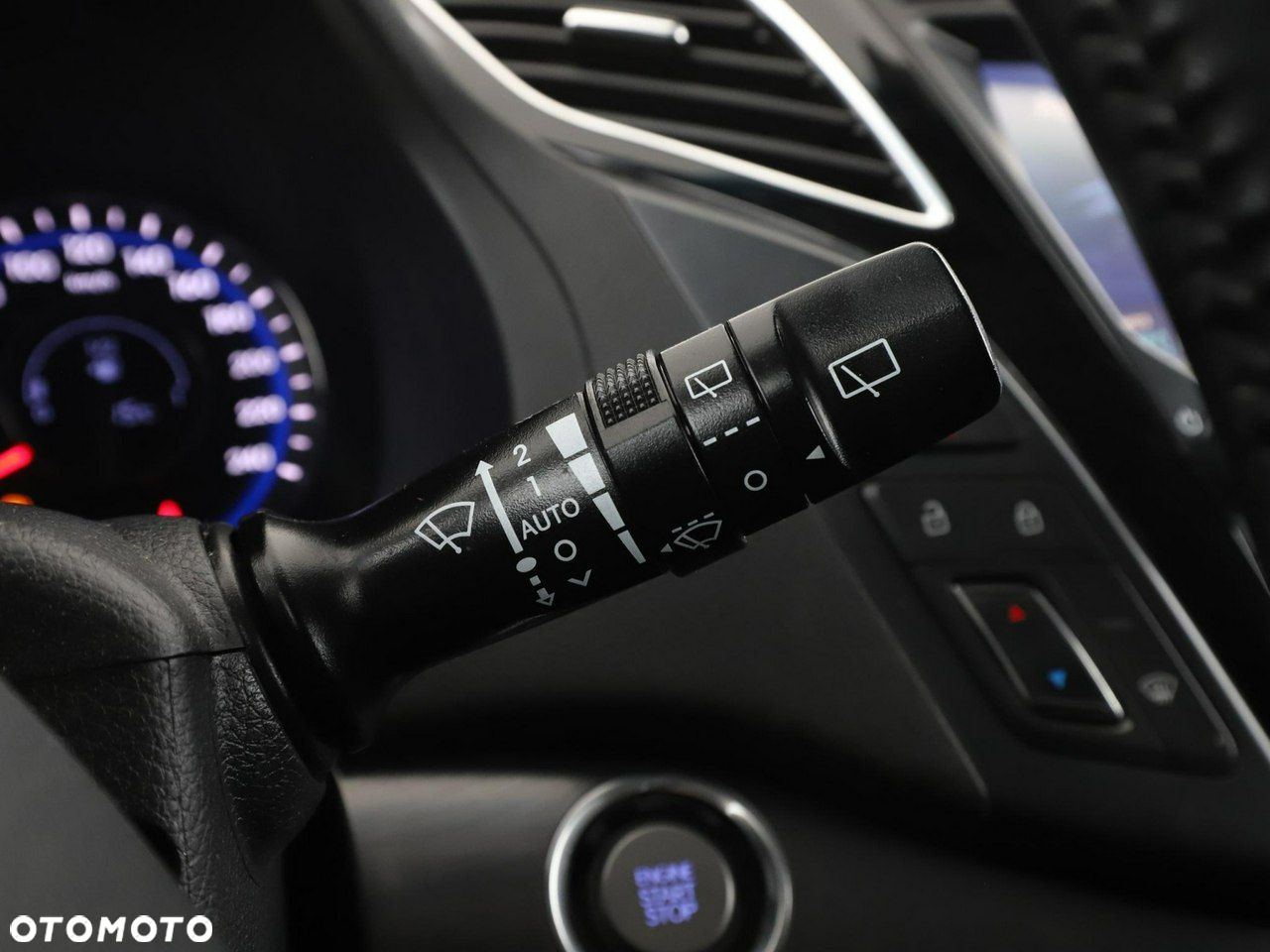 Hyundai i40 i40cw 1.6 Fifa World Cup Edition - 33