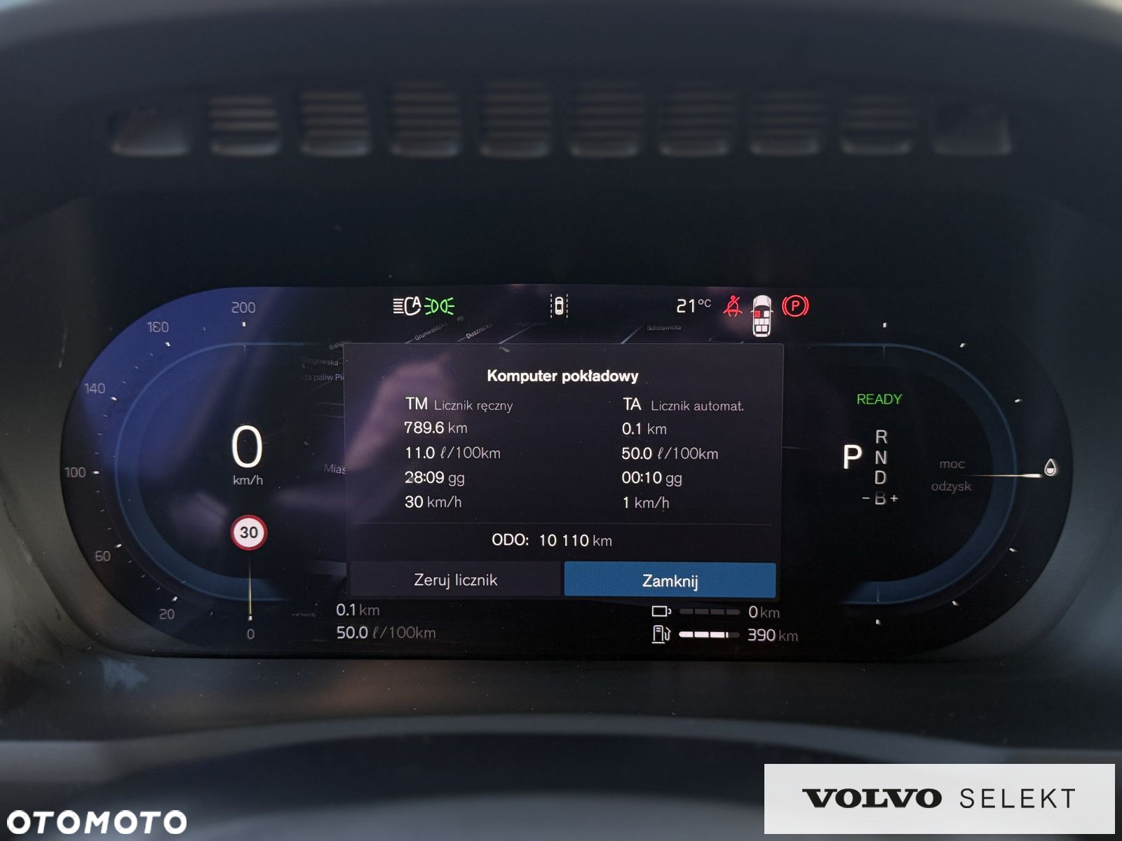 Volvo XC 90 - 9