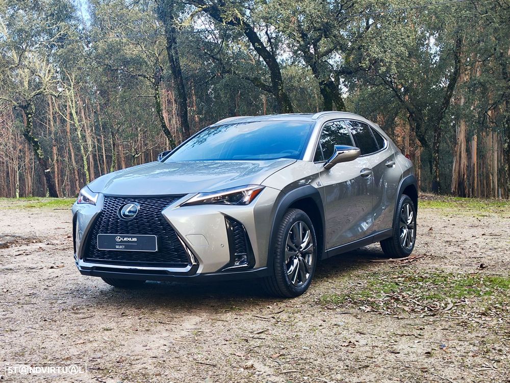Lexus UX 250h Sport - 1