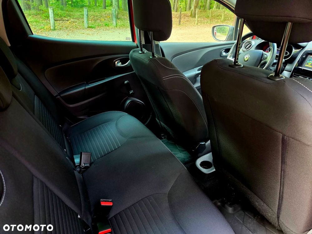Renault Clio - 12