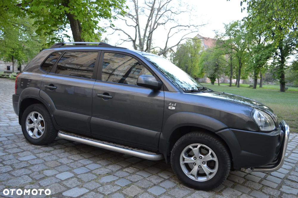 Hyundai Tucson 2.0 4WD GLS - 2