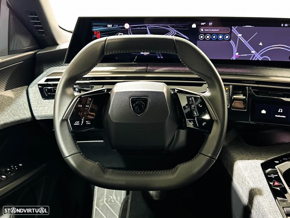 Peugeot 5008 1.2 Hybrid Allure Pack e-DCS6 - 17