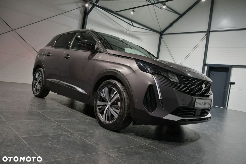 Peugeot 3008 1.6 PureTech Hybrid PHEV Road Trip S&S EAT8 - 8