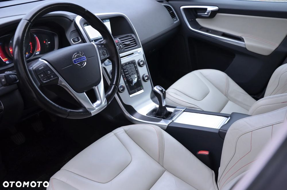 Volvo XC 60 D3 Ocean Race - 7