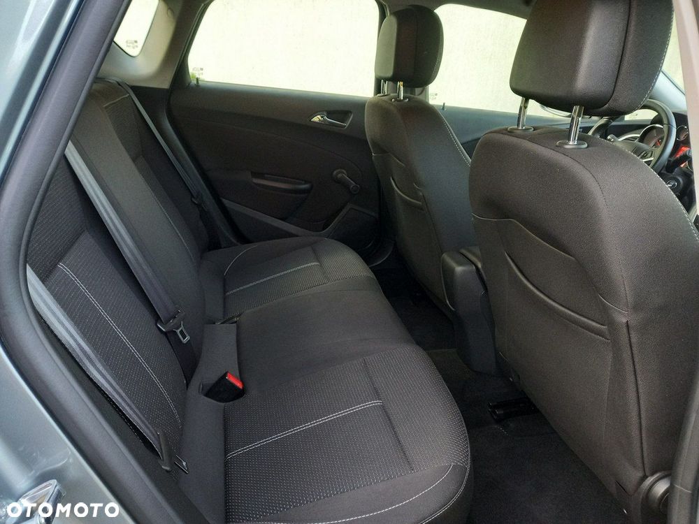 Opel Astra IV 1.6 CDTI Energy - 26