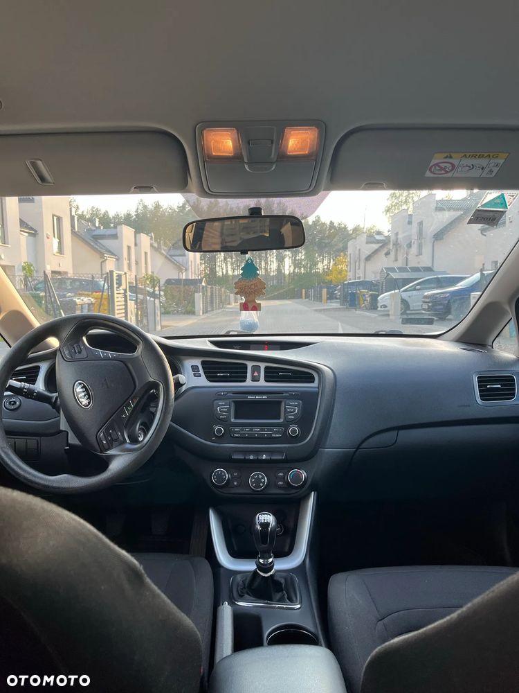 Kia Ceed 1.6 CRDi M - 6