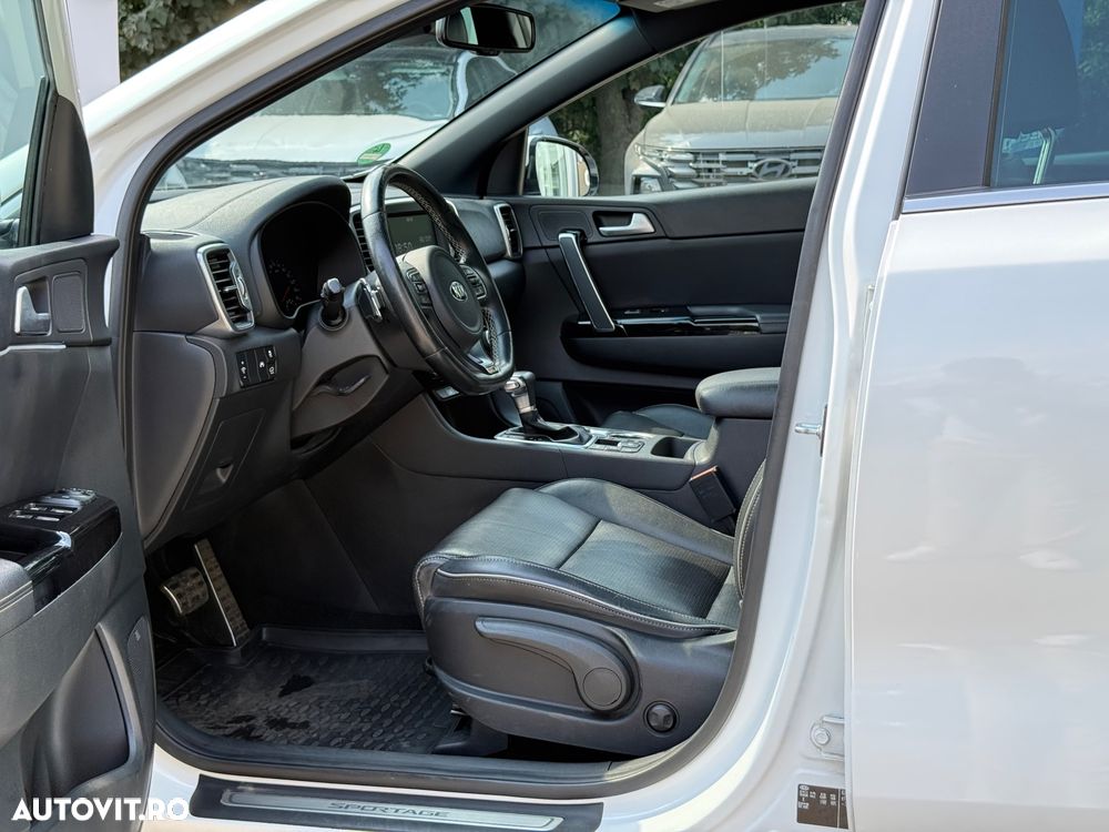 Kia Sportage 1.6 T-GDI AWD Aut. GT Line - 11