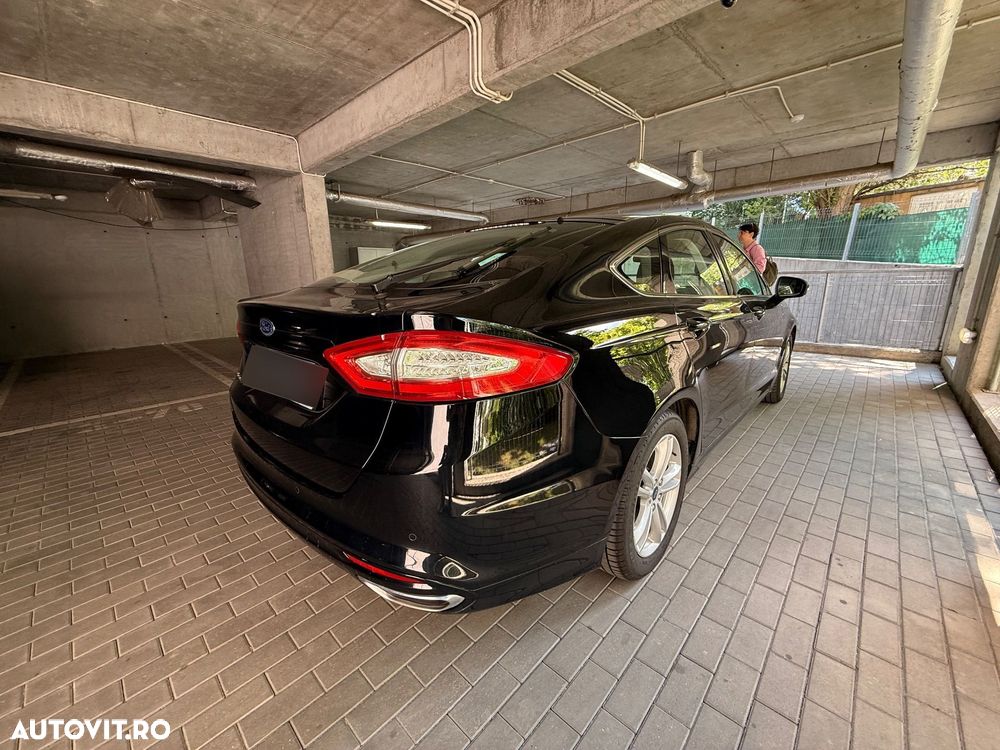 Ford Mondeo 2.0 TDCi Powershift AWD Titanium - 4