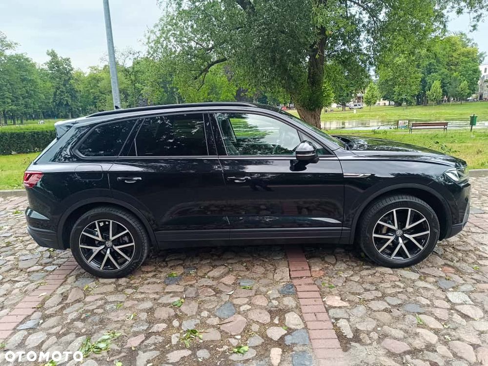 Volkswagen Touareg 3.0 V6 TDI 4Motion DPF Automatik Elegance - 3