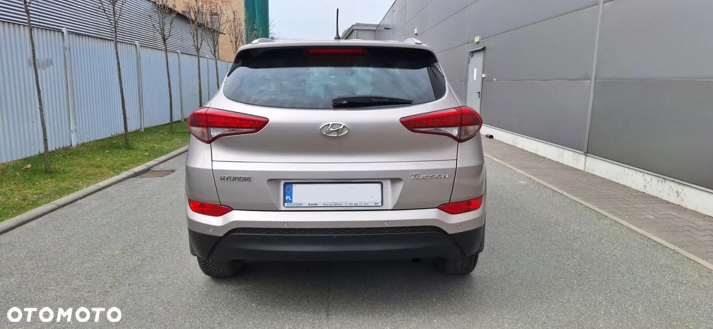 Hyundai Tucson 1.6 GDI BlueDrive Comfort 2WD - 11