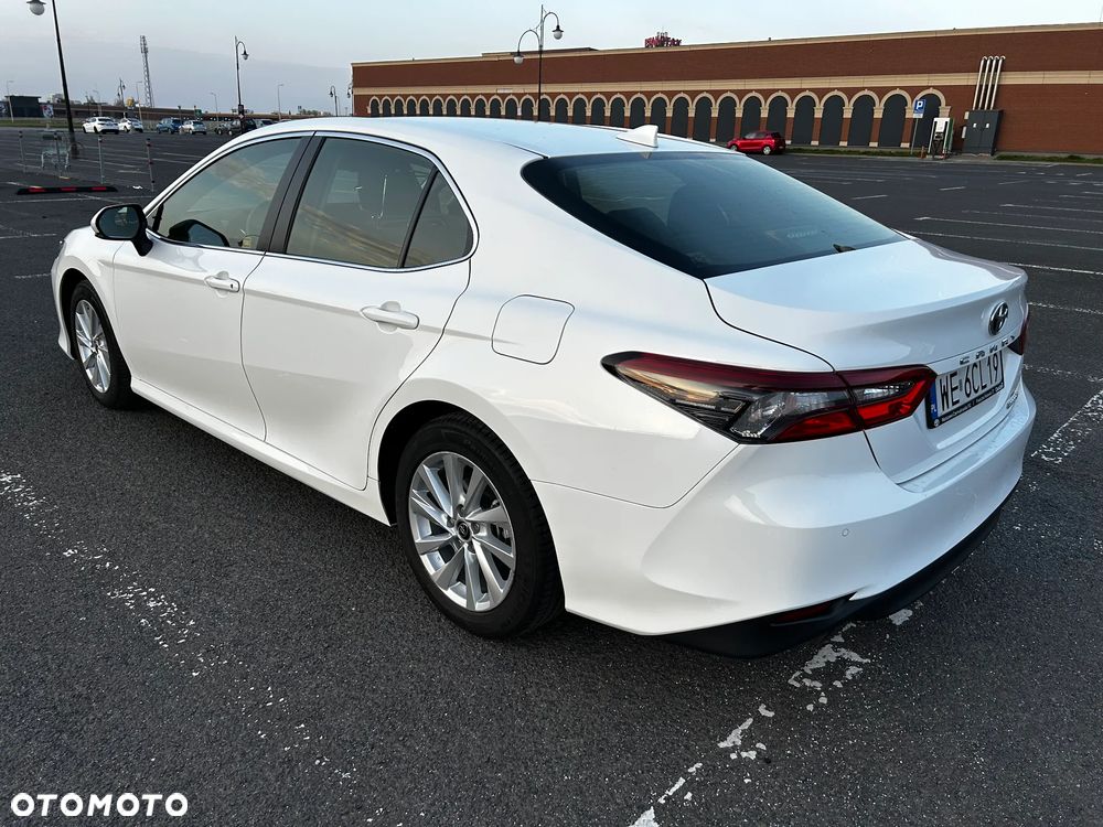 Toyota Camry 2.5 Hybrid Comfort CVT - 5