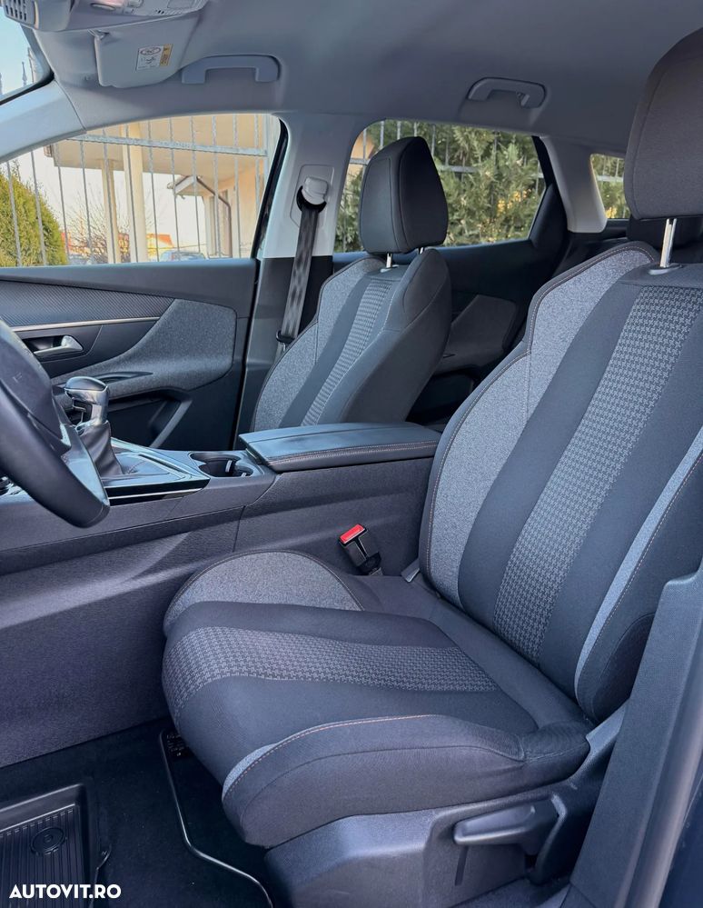 Peugeot 3008 1.6 BlueHDI S&S Allure - 17