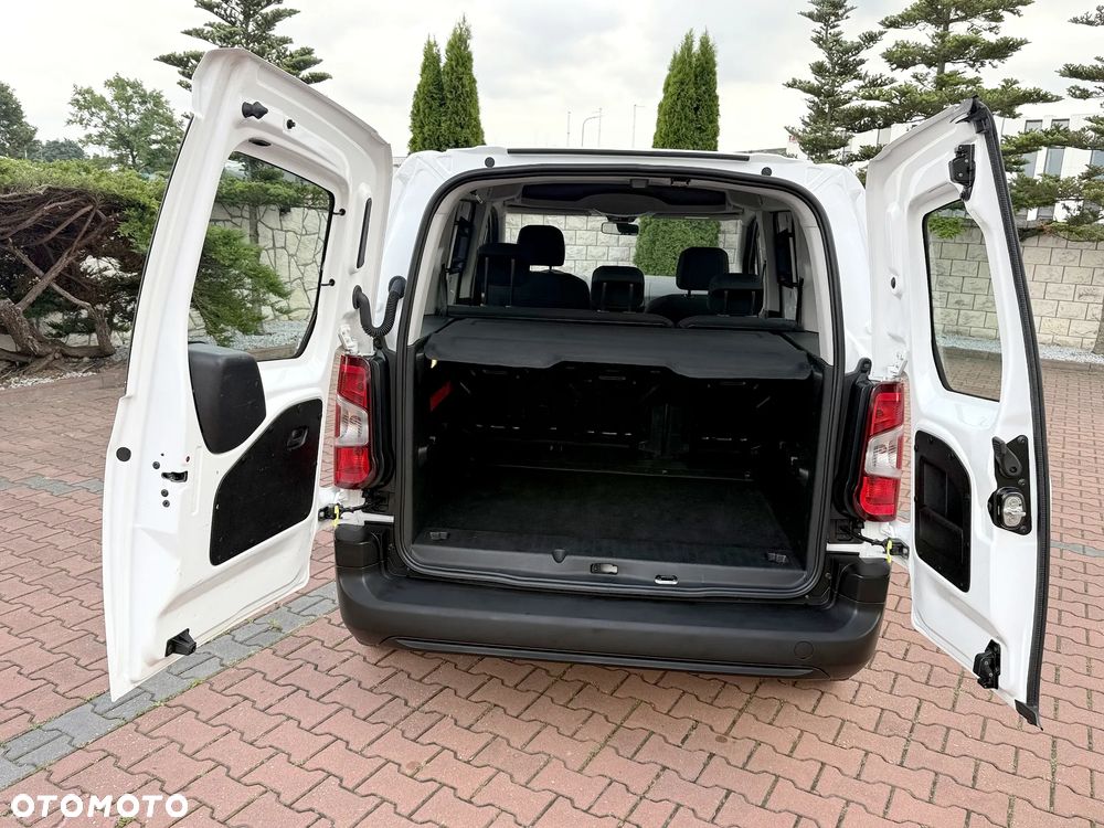 Toyota Proace City Verso 1.2 D-4T Combi - 28