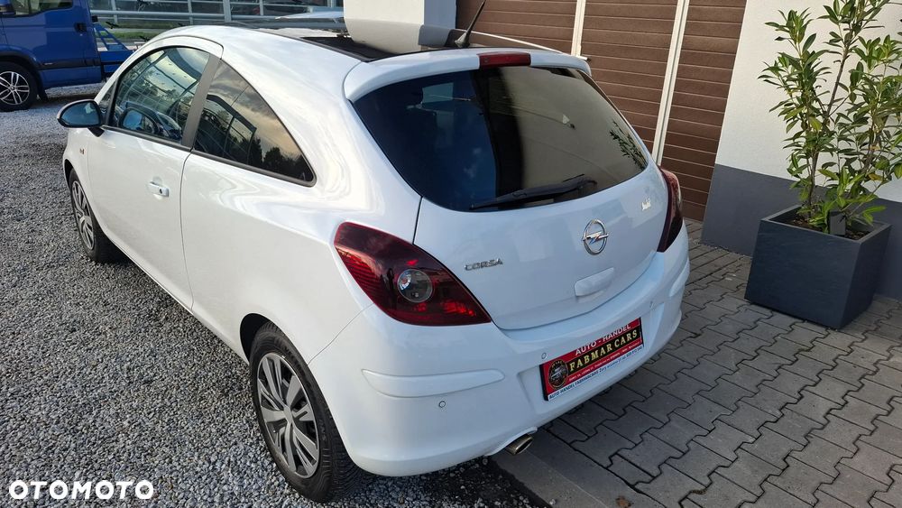 Opel Corsa 2011 photo 4