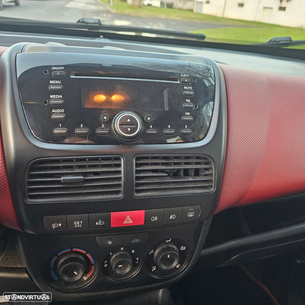 Fiat Doblo 1.3 M-Jet 7L Start&Stop - 14