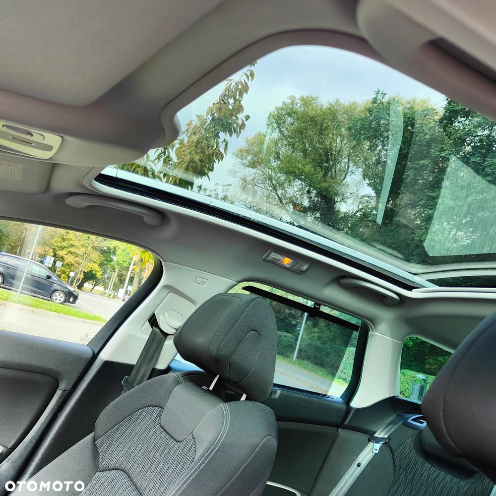 Citroën C5 Tourer HDi 165 FAP Confort - 16