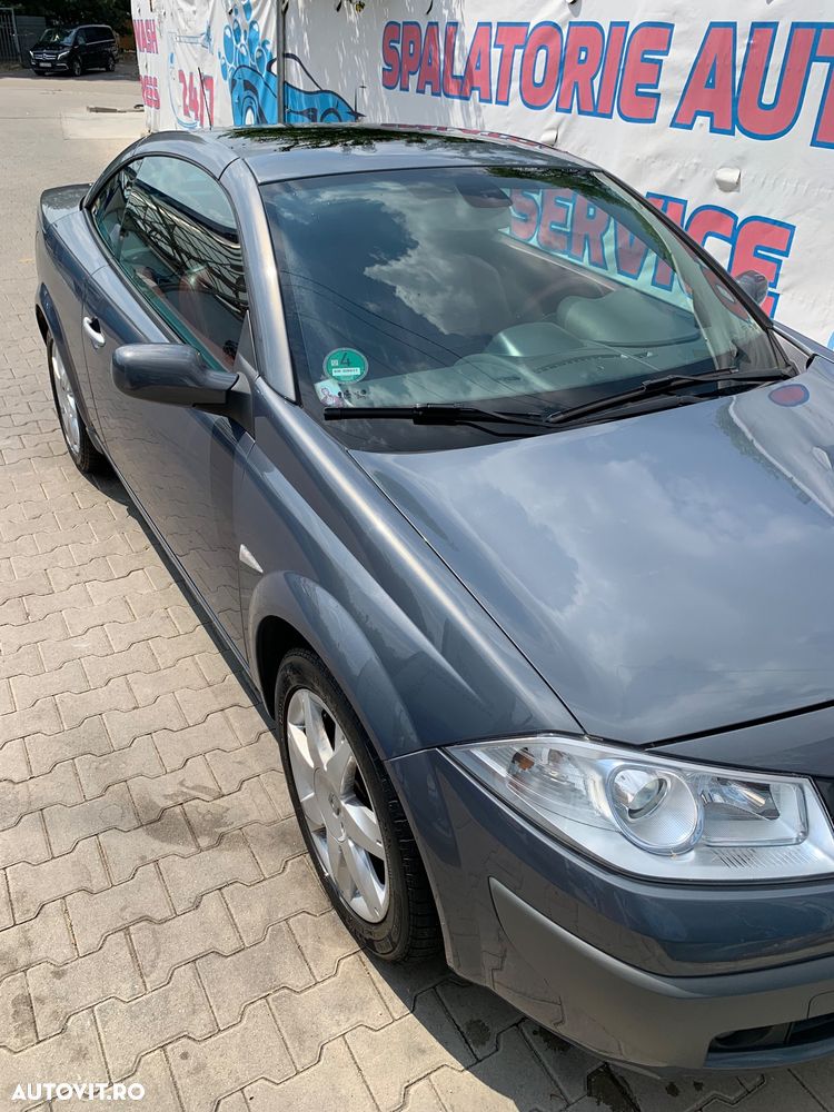 Renault Megane 1.6 16V Authentique - 11