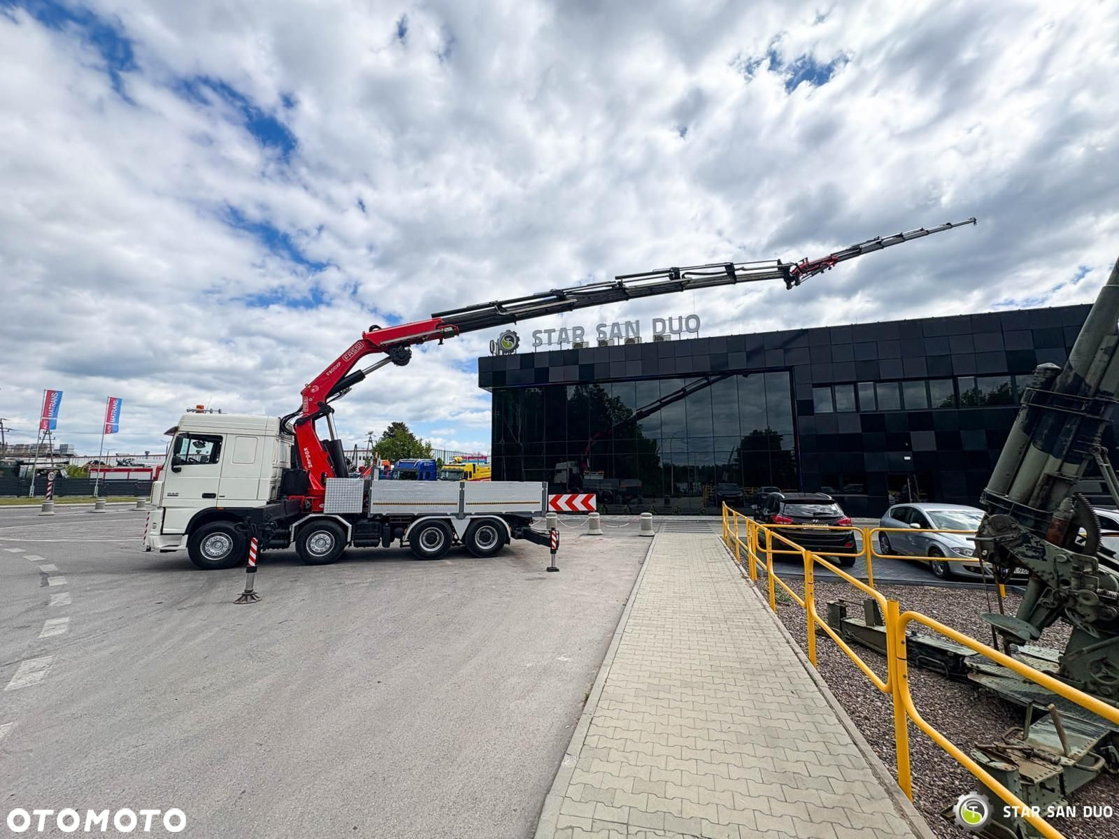 DAF XF 105.510 8x4 FASSI F800 XP Żuraw Siodło Wciągarka - 4