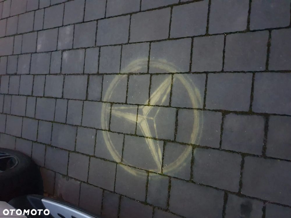 Mercedes-Benz GLE 350 d 4-Matic - 4