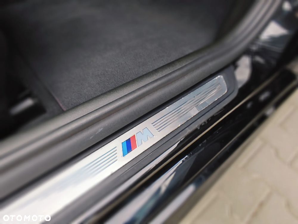 BMW Seria 5 530i xDrive M Sport Edition - 30