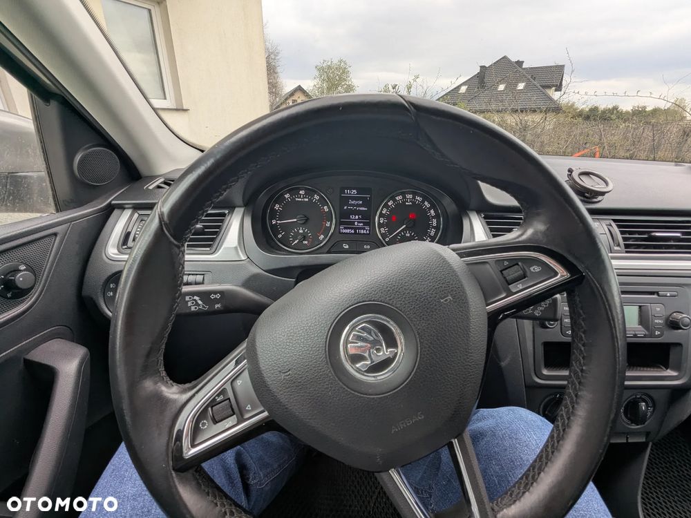 Skoda RAPID 1.2 TSI Ambition - 8