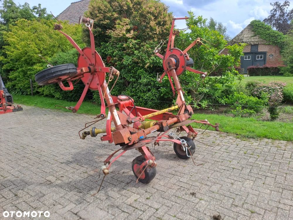 Lely Lotus 460 .Krone. Claas. Pottinger. Kuhn - 10