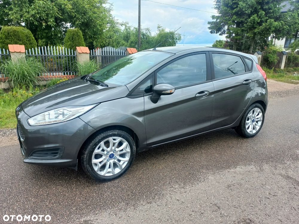 Ford Fiesta 1.25 Celebration - 4