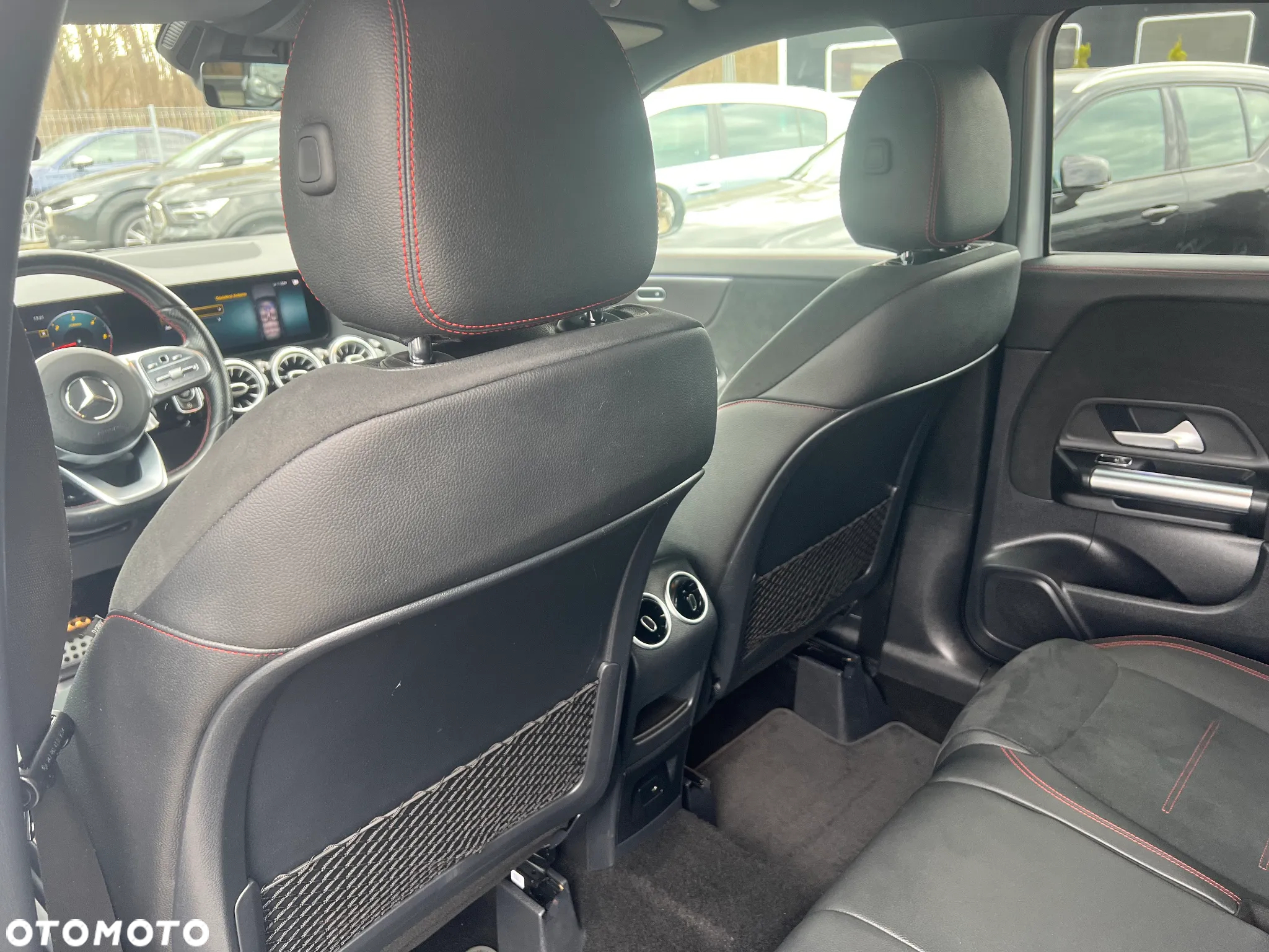 Mercedes-Benz GLA 200 d AMG Line - 23