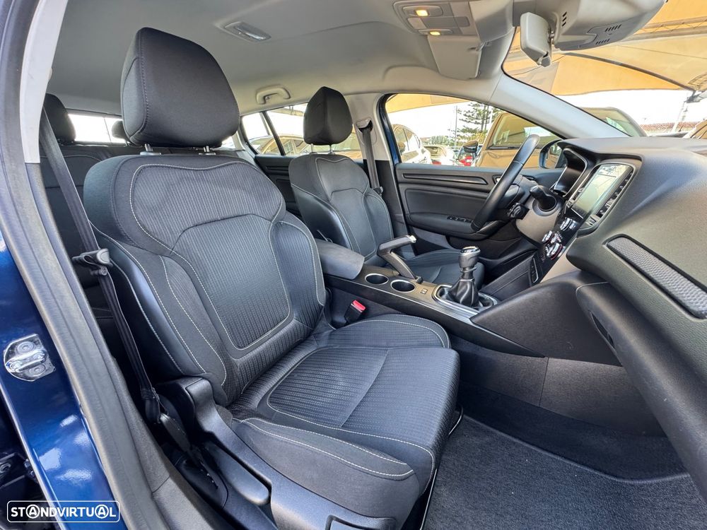 Renault Mégane Sport Tourer 1.5 Blue dCi Business - 22