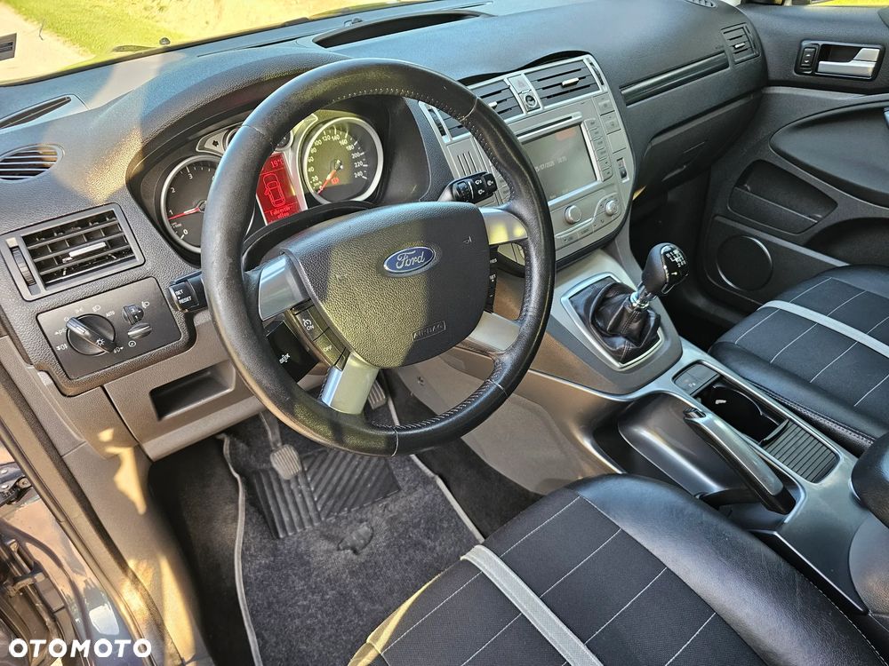 Ford Kuga 2.0 TDCi 2x4 Trend - 10