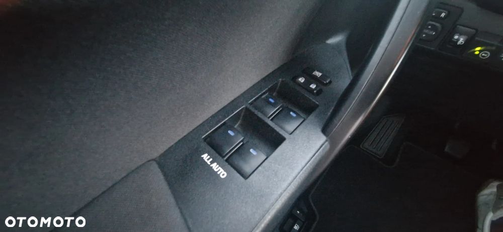 Toyota Corolla 1.6 Comfort - 19