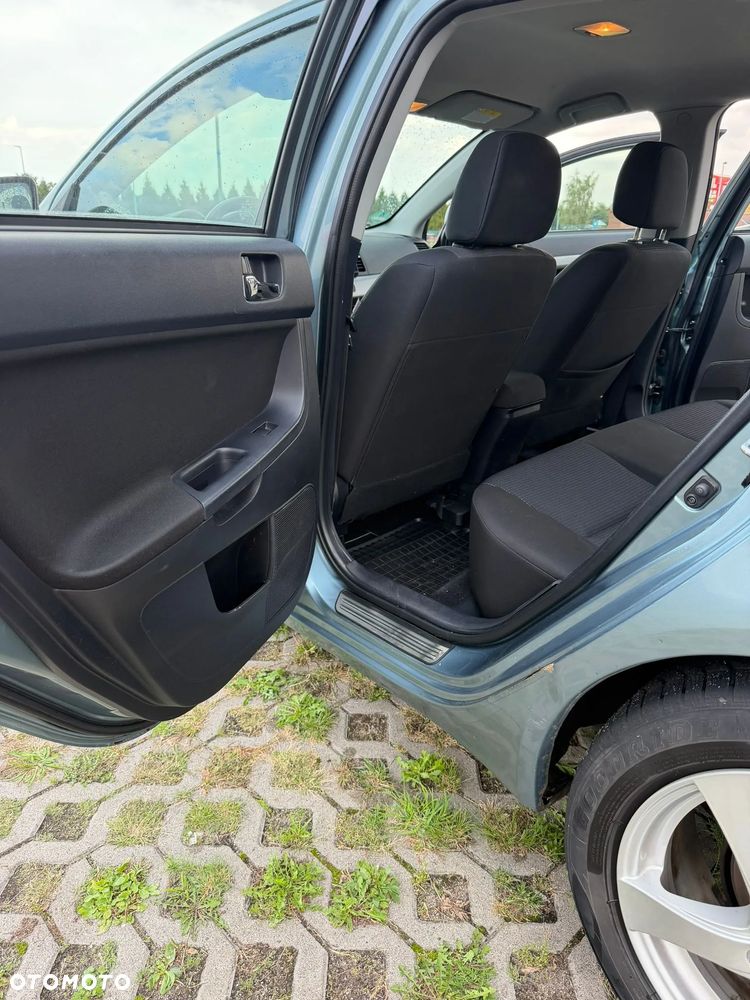 Mitsubishi Lancer 1.5 - 13