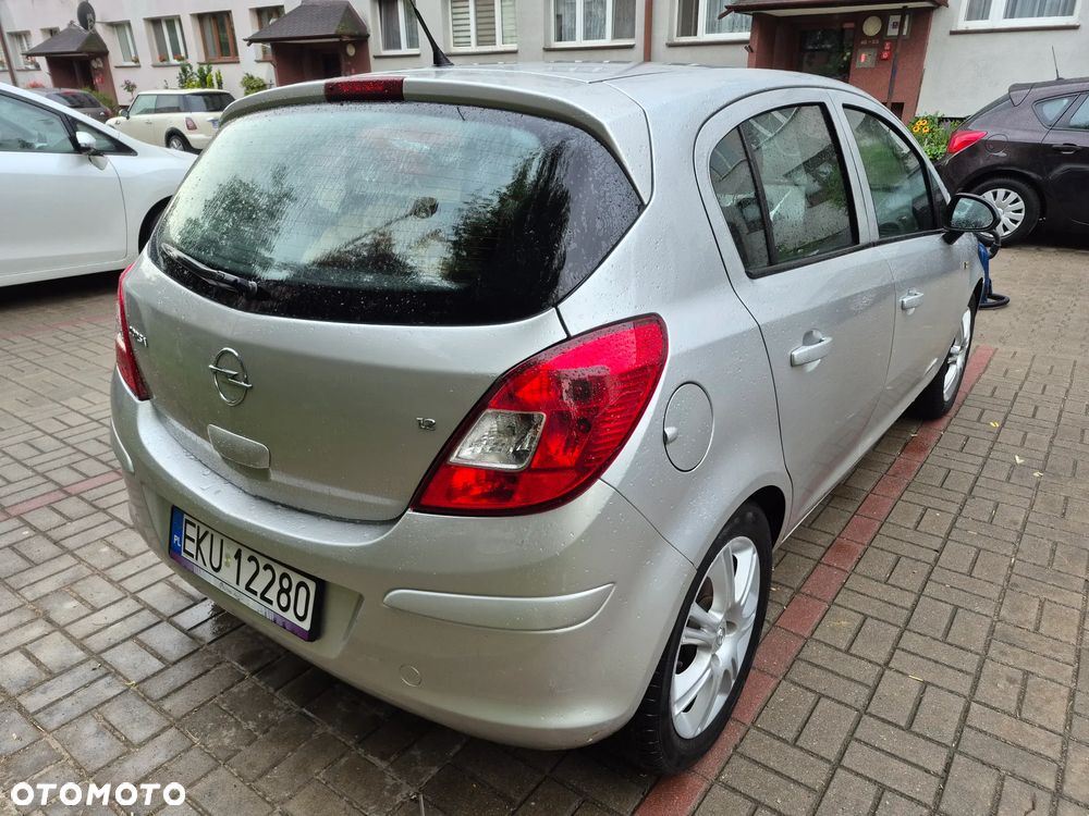 Opel Corsa 1.2 16V Color Edition - 11
