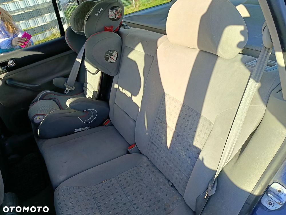 Volkswagen Golf 1.9 TDI Comfortline - 7