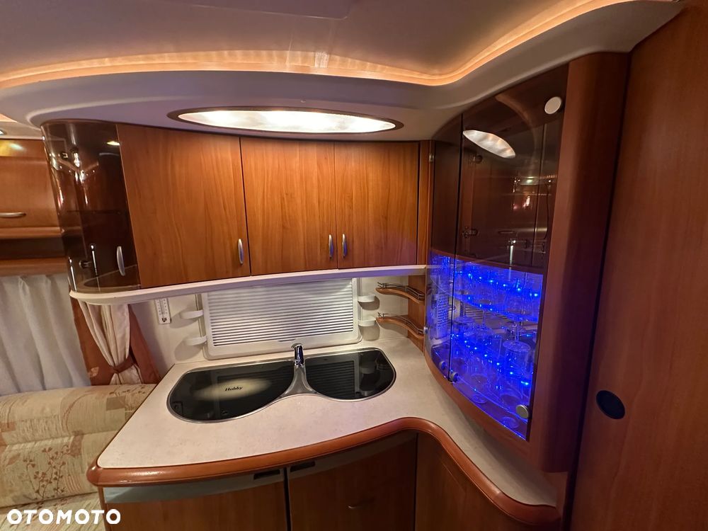 Hobby 460 UFE EXCELLENT z przedsionkiem Isabella. DMC 1300kg !!! - 18