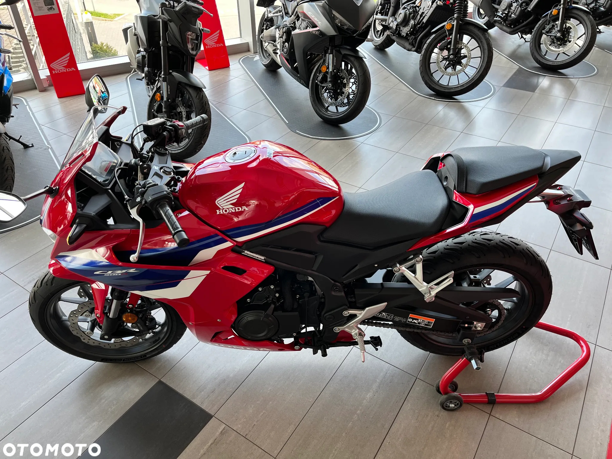 Honda CBR - 12